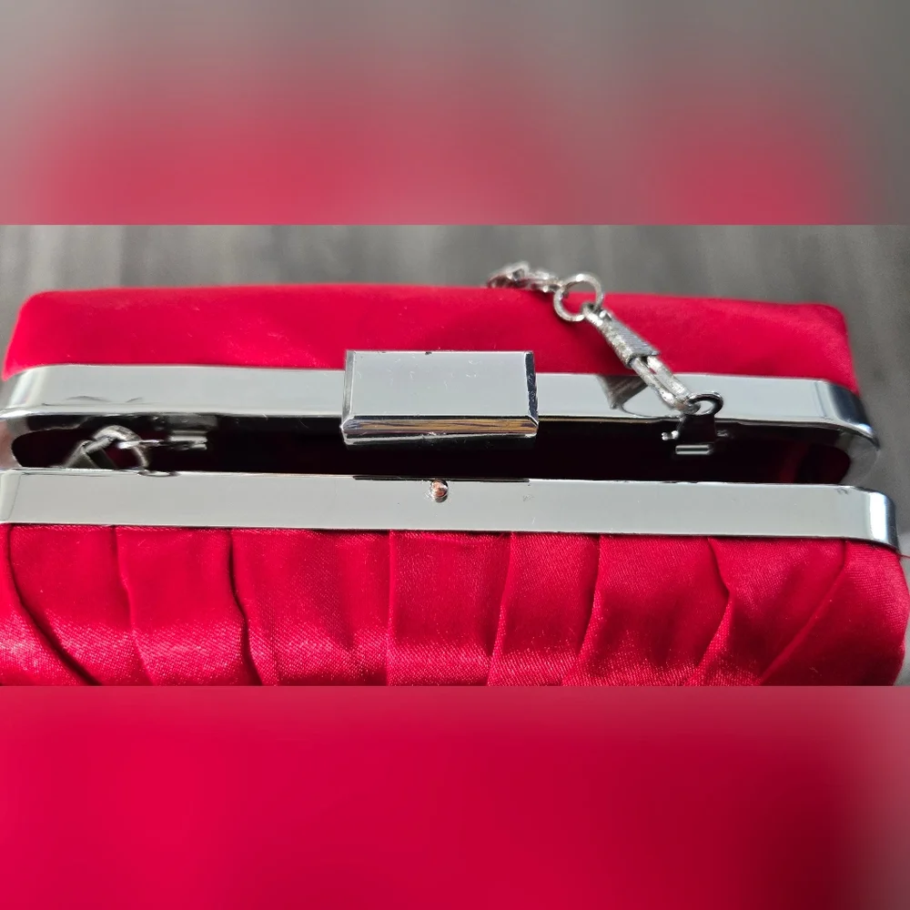Lulu Townsend Red Satin Evening Clutch Silver Chain Strap - Picture 6 of 8